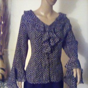 Milano - Black and white long sleeve with ruffles